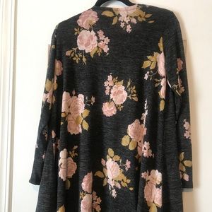 Lularoe Floral Caroline-small